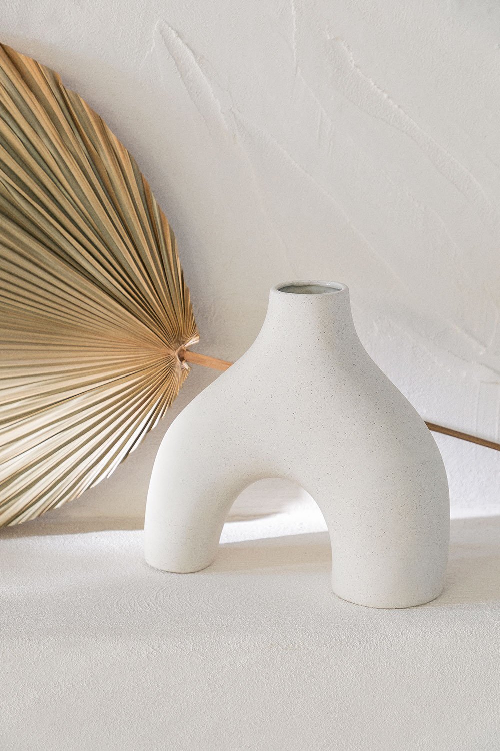 Ceramic Vase Lunora